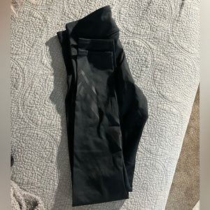 Tory Sport Chevron Leggings